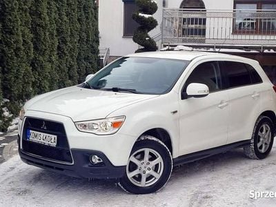 Używany Mitsubishi ASX 150 KM (110 kW) 2011 Biały (metalik) SUV