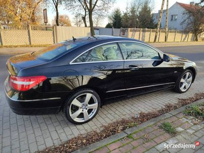 Mercedes E250