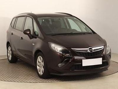 Używany Opel Zafira Tourer 140 KM (102 kW) 2015 Czarny Minivan