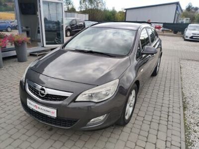 Używany 2011 Opel Astra Kombi | 12 900 zł (Dość drogi)