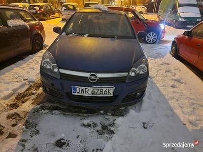 używany Opel Astra 6 twinsport 2007 r