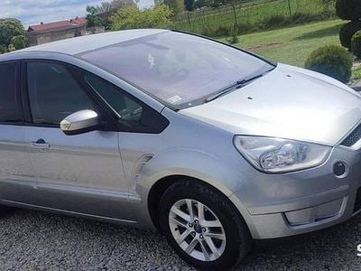 Srebrny Używany 2006 Ford S-MAX S Minivan | 11 500 zł (Uczciwa cena)