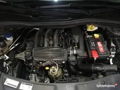 Używany Peugeot 208 2017 Szary Hatchback