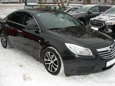 Czarny Używany 2012 Opel Insignia Sedan/Limuzyna | 21 900 zł (Uczciwa cena)