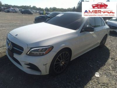 używany Mercedes C300 2dm 255KM 2019r. 55 874km