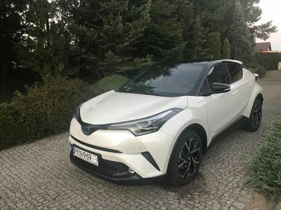 używany Toyota C-HR 1.8 Hybrid Selection 122 KM SUV Biała Perła