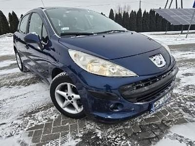 Używany Peugeot 207 68 KM (50 kW) 2010 Niebieski (metalik) Hatchback