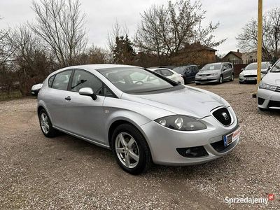Srebrny (metalik) Używany 2008 Seat Leon Hatchback | 11 900 zł (Dobra cena)