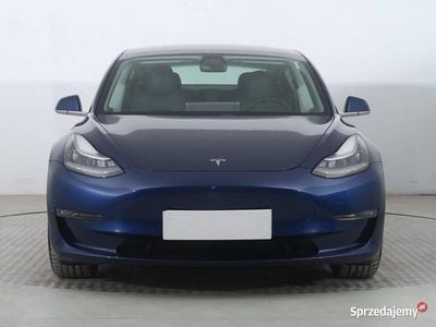 Używany Tesla Model 3 11 kW (15 KM) 2020 Niebieski Sedan/Limuzyna