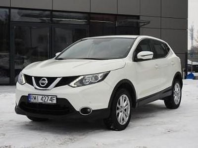 Biały Używany 2015 Nissan Qashqai SUV | 39 999 zł (Uczciwa cena)