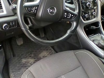 Używany Opel Astra 140 KM (102 kW) 2015 Srebrny Kombi