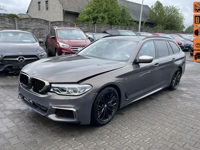 BMW M550