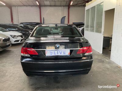 BMW 730