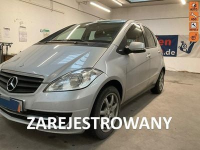 Używany Mercedes A150 95 KM (69 kW) 2010 Srebrny Hatchback