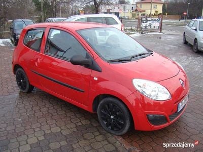 Czerwony Używany 2009 Renault Twingo Hatchback | 8500 zł (Dość drogi)