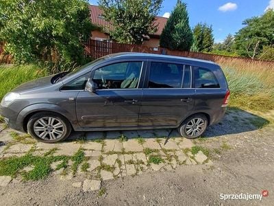 używany Opel Zafira Sprzedam pilnieB