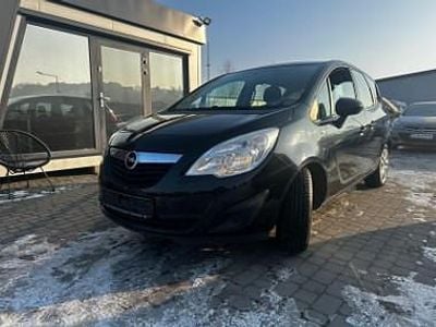 Używany Opel Meriva 100 KM (73 kW) 2012 Czarny Minivan