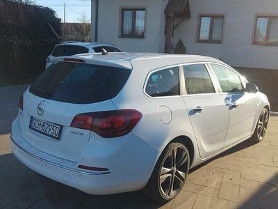 Używany Opel Astra 2012 Biały Kombi