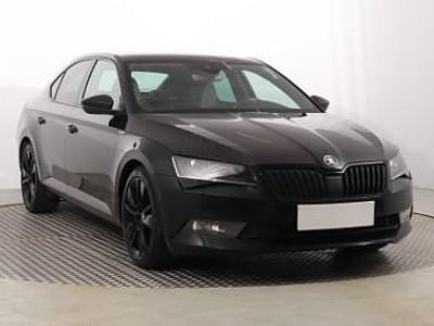 Używany Skoda Superb 272 KM (200 kW) 2019 Czarny Sedan/Limuzyna
