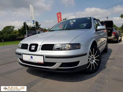 Srebrny Używany 2002 Seat Leon Sedan/Limuzyna | 9900 zł (Dość drogi)