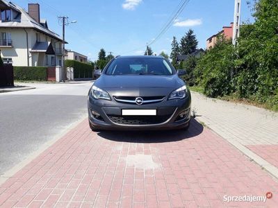 używany Opel Astra IV 1.6 CDTI Cosmo