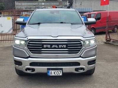 Srebrny Używany 2019 RAM 1500 Pickup | 225 900 zł