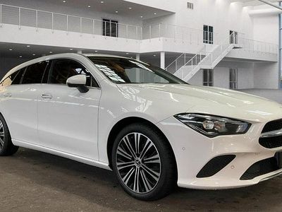 Biały Używany 2022 Mercedes CLA220 Sedan/Limuzyna | 105 000 zł