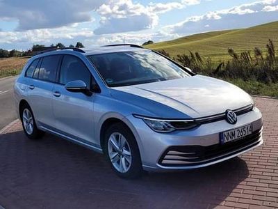 Używany VW Golf VIII 2021 Srebrny Kombi