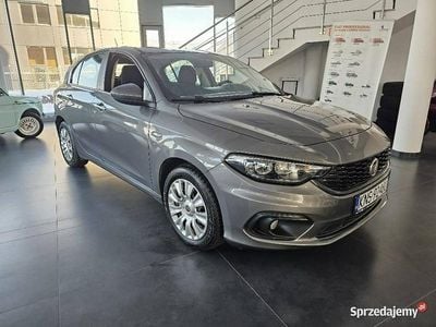 Niebieski ciemny (metalik) Używany 2018 Fiat Tipo Easy Hatchback | 36 500 zł (Uczciwa cena)