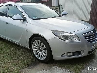 Srebrny Używany 2011 Opel Insignia Kombi | 14 500 zł (Dobra cena)