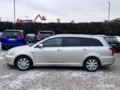 Srebrny Używany 2003 Toyota Avensis Kombi | 4490 zł (Uczciwa cena)