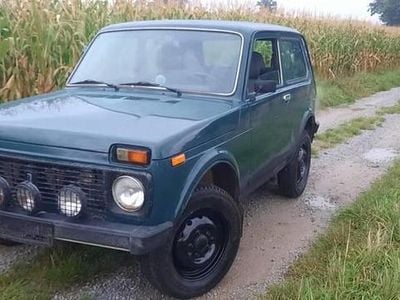 Zielony Używany 2006 Lada niva SUV | 10 850 zł