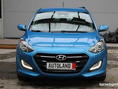 Niebieski Używany 2016 Hyundai i30 Hatchback | 37 777 zł