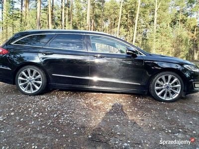 Czarny Używany 2016 Ford Mondeo Vignale Kombi | 55 000 zł (Drogi)