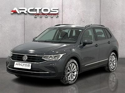 Czarny Używany 2022 VW Tiguan Life SUV | 81 900 zł (Dobra cena)