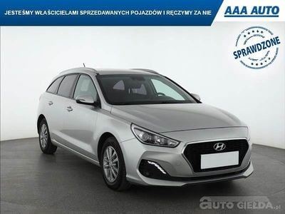 Używany Hyundai i30 120 KM (88 kW) 2019 Srebrny