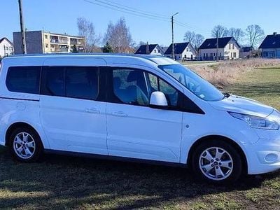 Używany Ford Tourneo Connect Titanium 2016 Biały Minivan