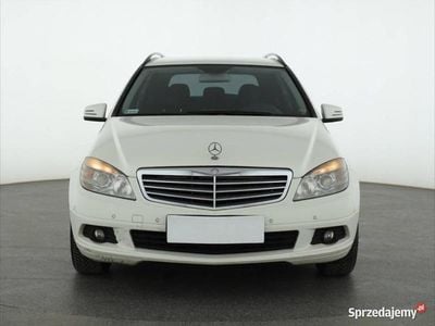 Używany Mercedes C220 2010 Biały Kombi
