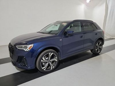 używany Audi Q3 2dm 228KM 2023r. 180 458km