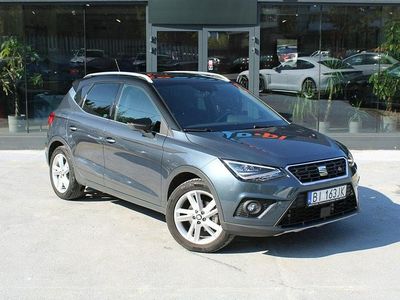 Szary (metalik) Używany 2021 Seat Arona FR SUV | 72 800 zł (Uczciwa cena)