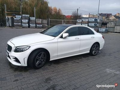 używany Mercedes C300 2.0 2019r 258KM 96700km pakiet AMG , skrzynia 9g tronic