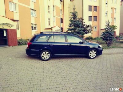 używany Toyota Avensis 2.0 D4D 126 KM