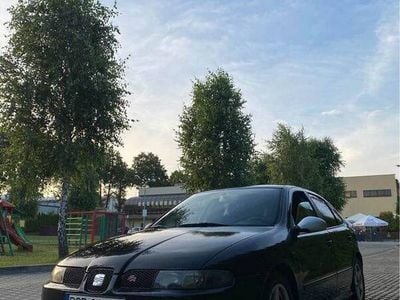 Używany Seat Leon FR 2004 Czarny Hatchback