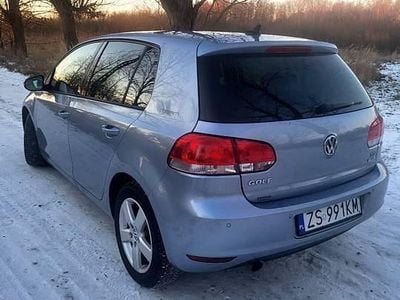 Niebieski Używany 2010 VW Golf VI Hatchback | 17 000 zł (Uczciwa cena)