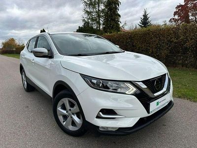 Biały Używany 2018 Nissan Qashqai SUV | 52 850 zł (Dobra cena)