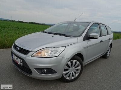 Srebrny Używany 2011 Ford Focus Sedan/Limuzyna | 8900 zł