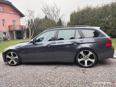 Grafitowy Używany 2007 BMW 320 Kombi | 14 400 zł (Uczciwa cena)
