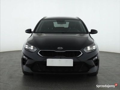 Czarny Używany 2021 Kia Ceed Hatchback | 69 999 zł (Uczciwa cena)