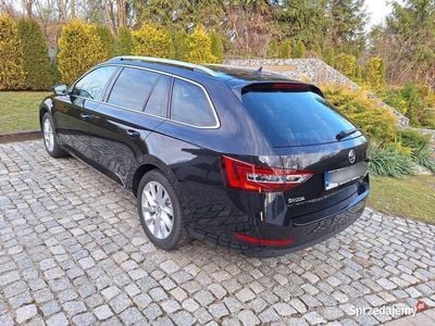 Czarny Używany 2017 Skoda Superb Style Kombi | 65 000 zł (Drogi)