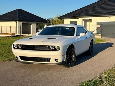Biały Używany 2020 Dodge Challenger Coupe | 107 500 zł (Dość drogi)